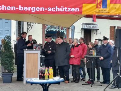 �bergabe Drehleiter