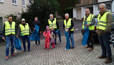 I. Theis, M. Sch�r, P. Rohde, G. Faule, C. Seyffarth, E. Dippender, H-G. Heil vor dem Start der Aktion